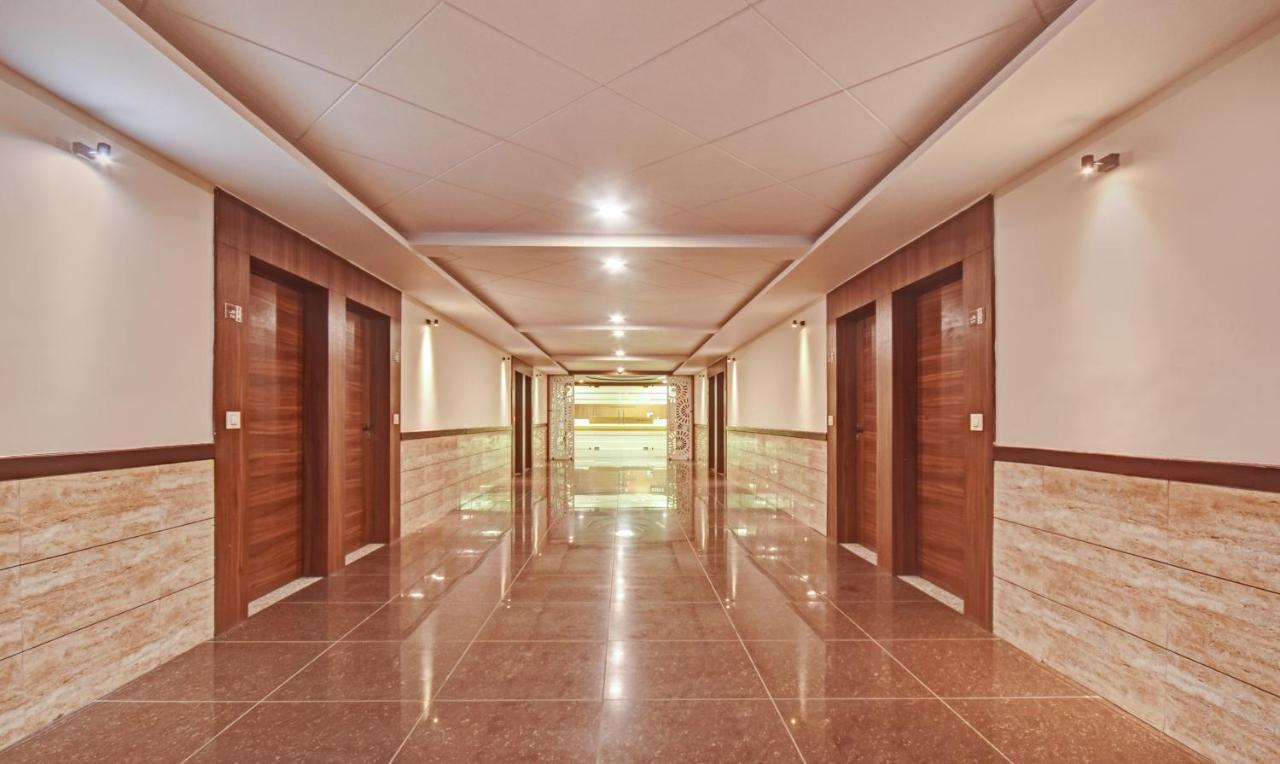 Hotel Luxura, Ahmadábád Exteriér fotografie